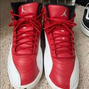 Gym red Jordan 12